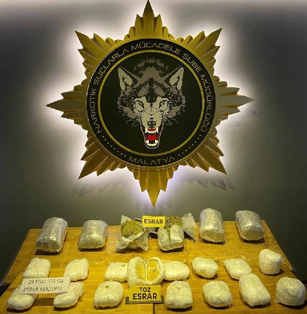 Malatya polisi uyuşturucu satıcılarına göz açtırmıyor.